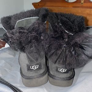 NEVER WORN UGG BOOTS